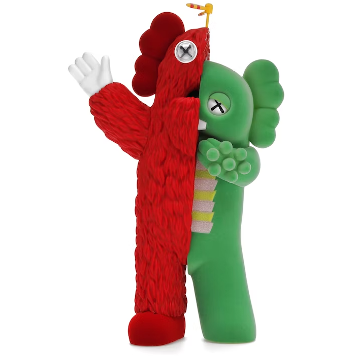 KAWS KACHAMUKKU Vinyl Figure Green/Red