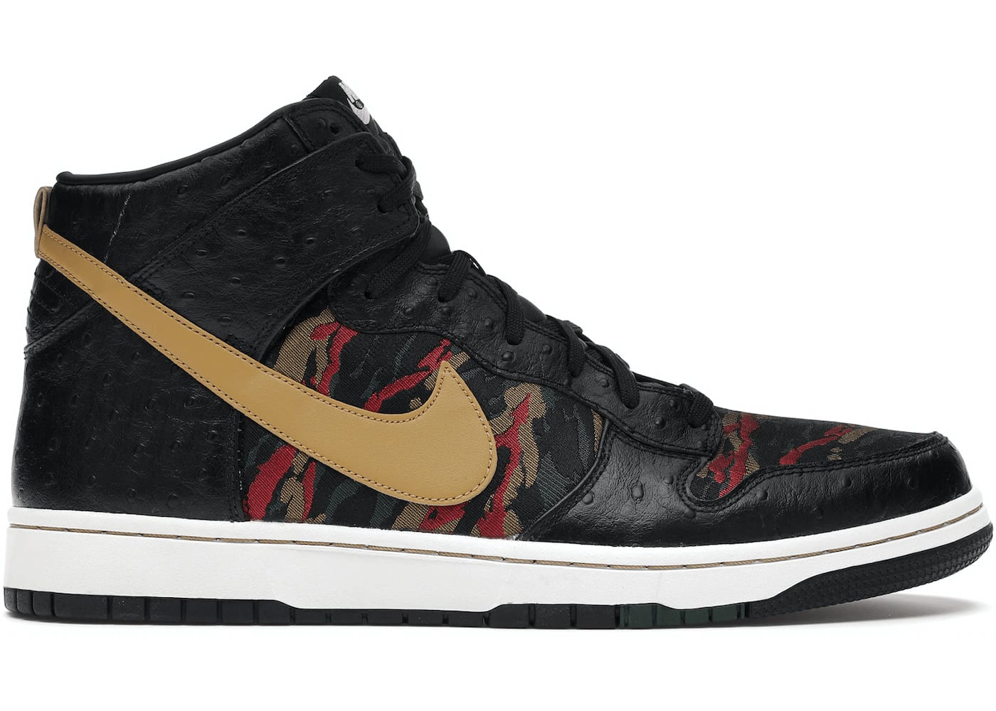 Nike Dunk CMFT Tiger Camo