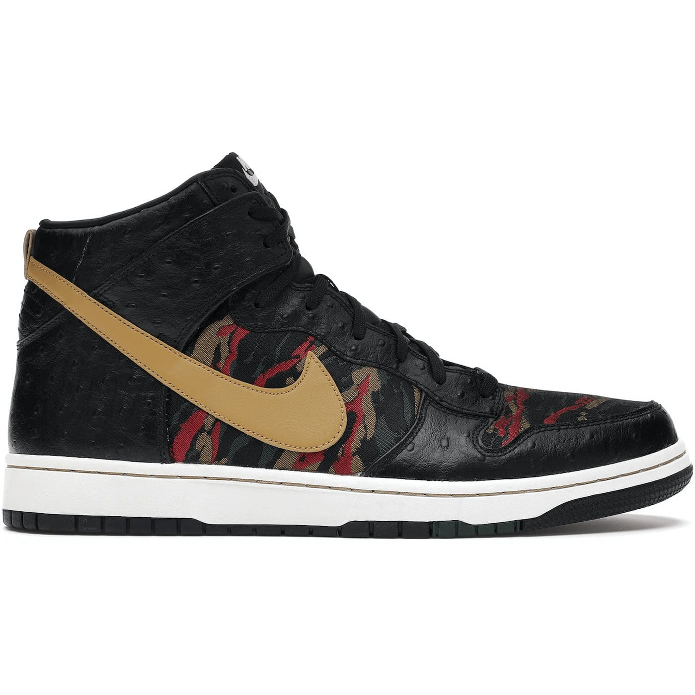 Nike Dunk CMFT Tiger Camo