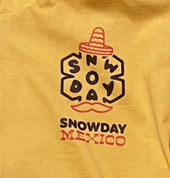 Snowday Basic Hoodie Yellow