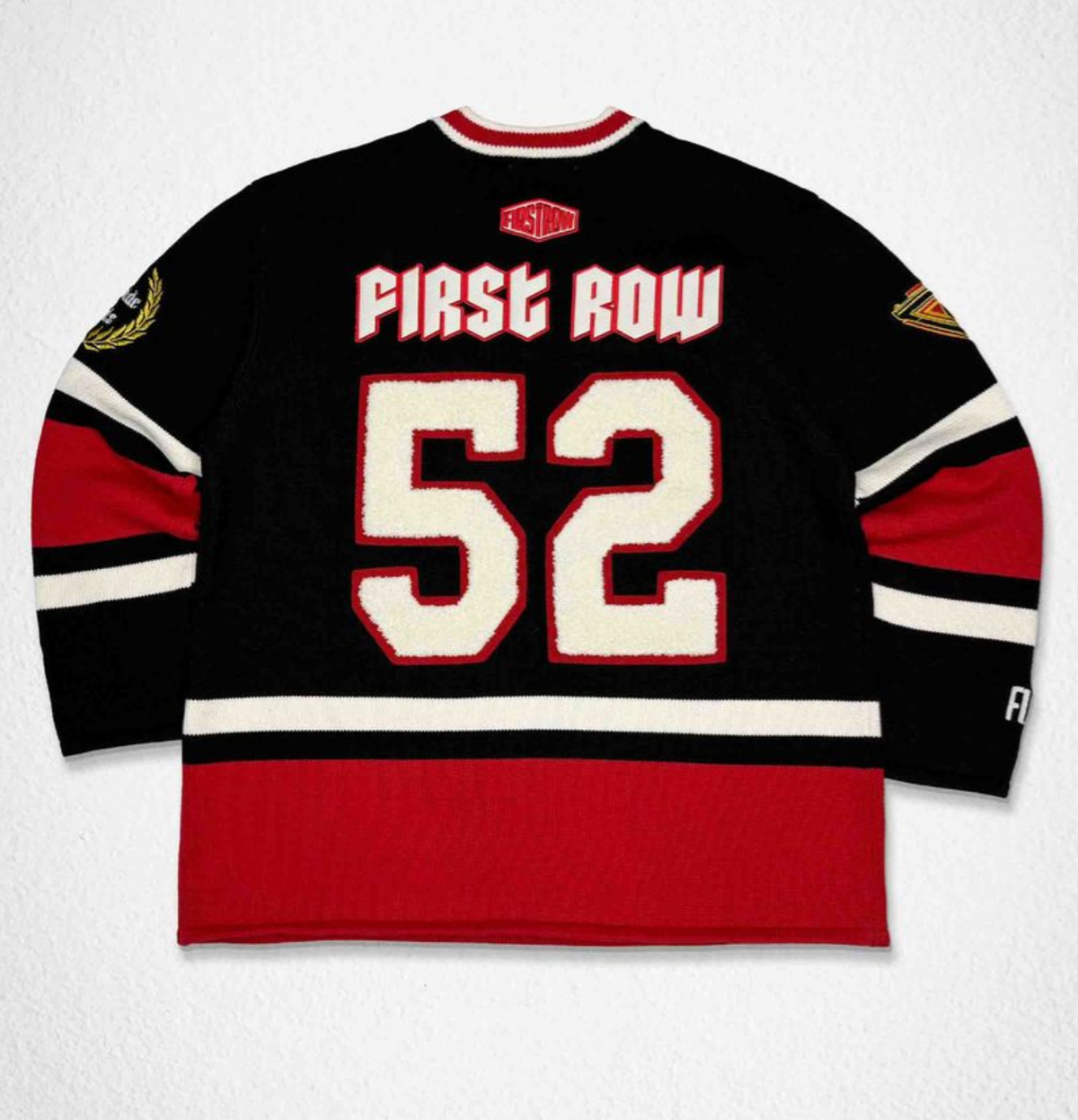 FIRST ROW WORLDWIDE LEGENDS SWEATER