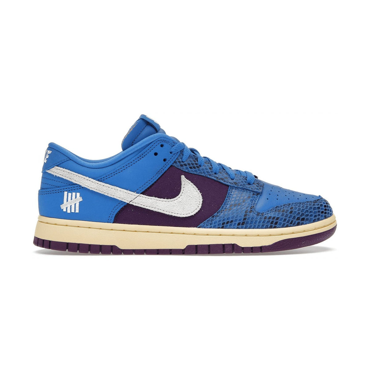 Nike Dunk Low Undefeated 5 On It Dunk vs. AF1