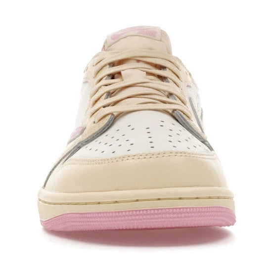 Jordan 1 Retro Low OG SP Travis Scott Shy Pink