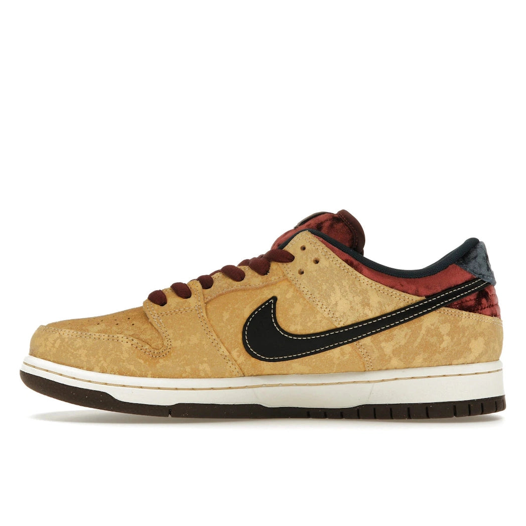 Nike SB Dunk Low City of Cinema